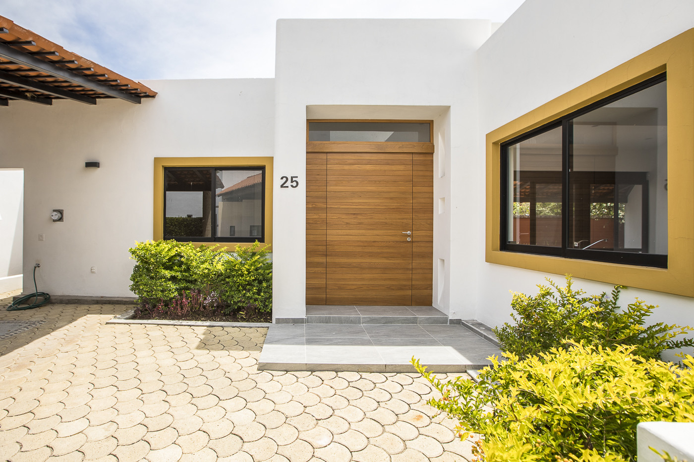 Gated Community For Sale In Ajijic Chapala Jalisco 350 Sqft Land And 168 Sqft Built Area Century 21